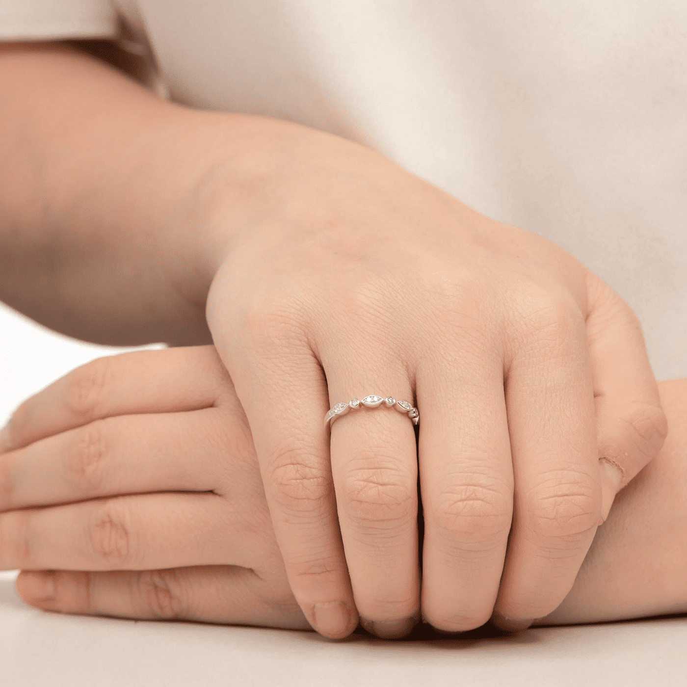 Ring Diamant zus. ca. 0,10 ct. 333er Weißgold