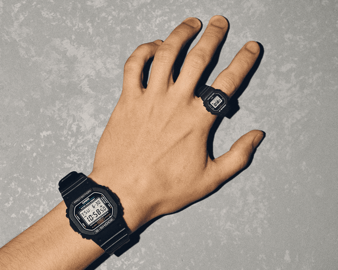 G-Shock nano Quarz Ringuhr