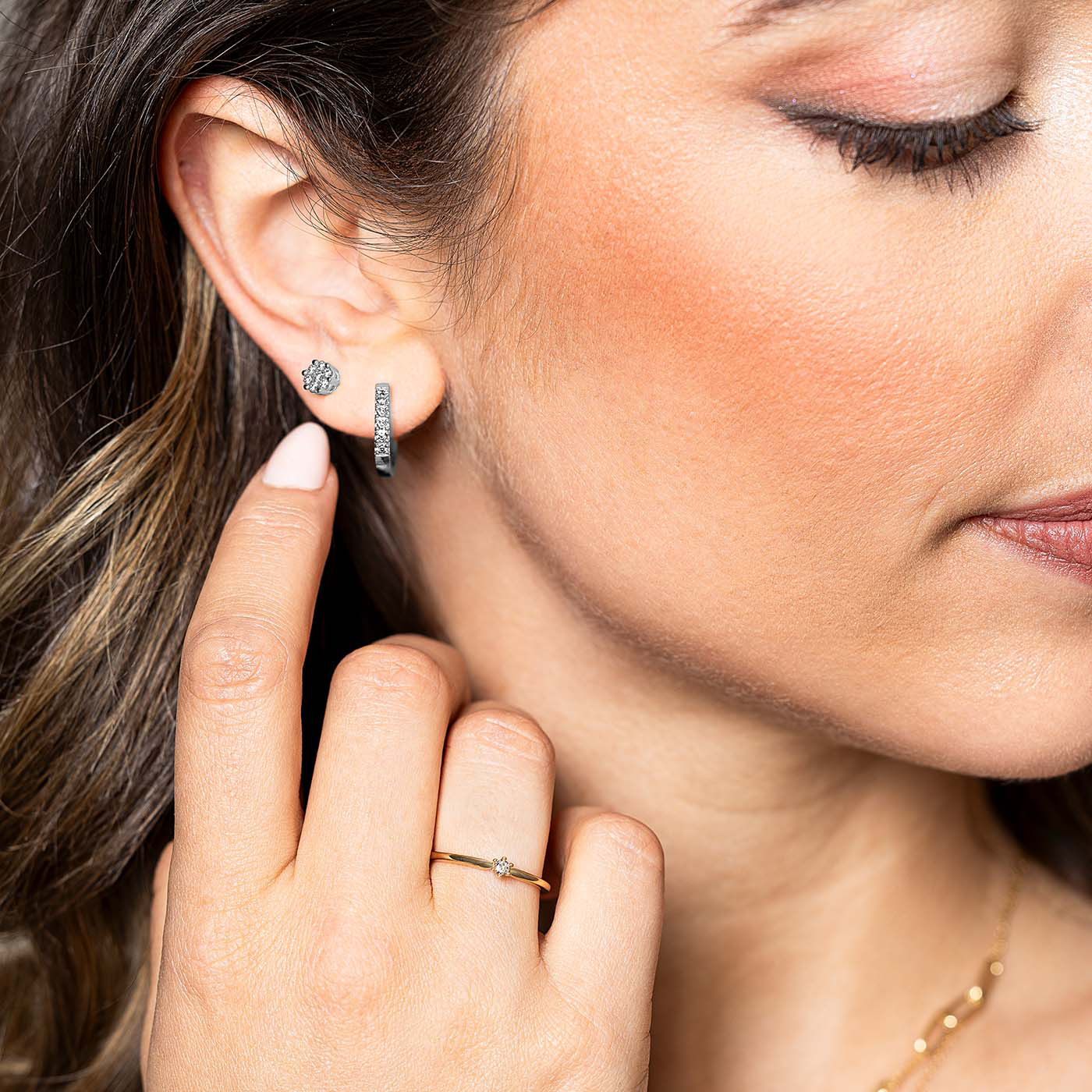 Ohrringe Diamant zus. ca. 0,30 ct. 585er Weißgold Dahlia Ohrringe Diamant zus. ca. 0,30 ct. 585er Weißgold Dahlia